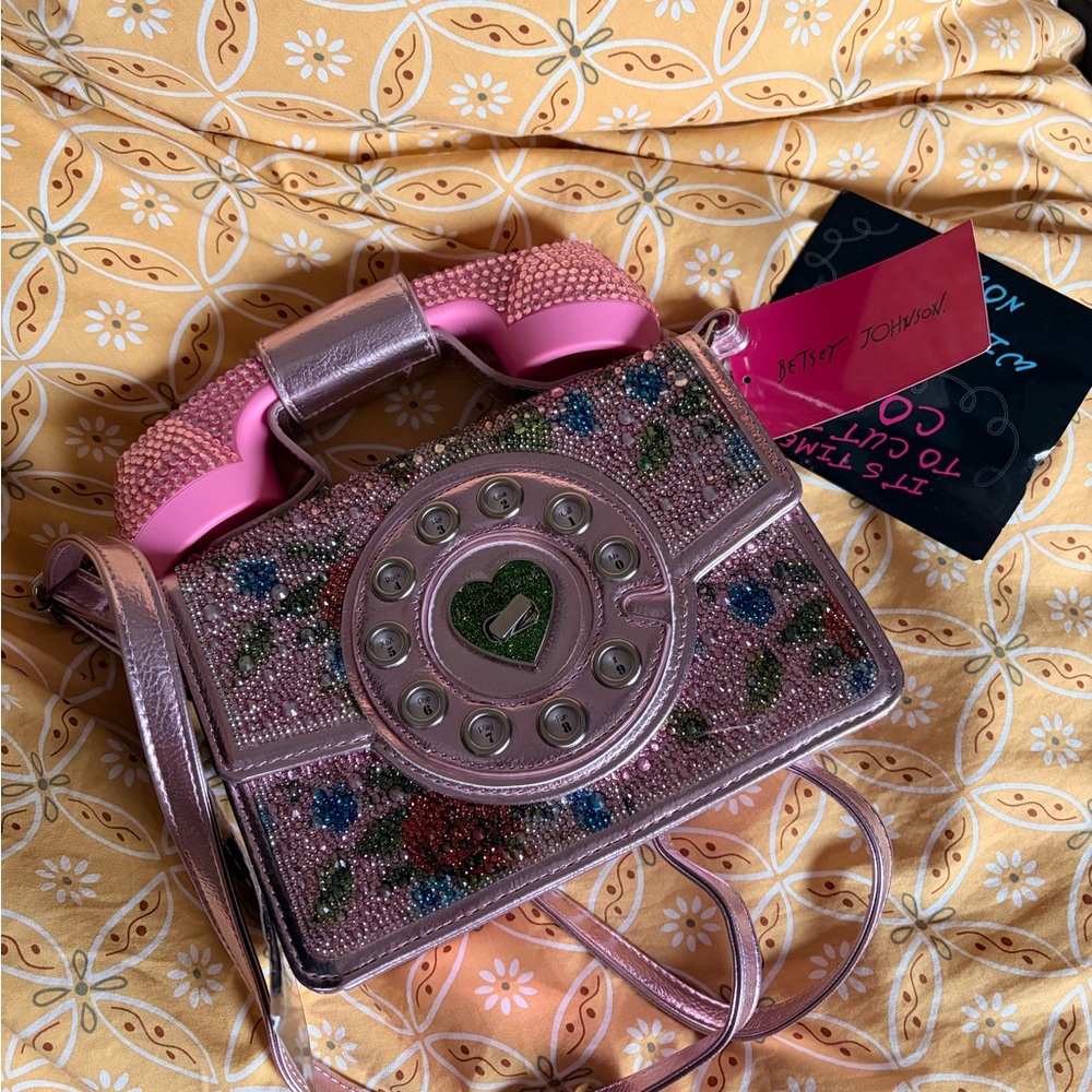 NWT Betsey Johnson wireless retro telephone handset purse